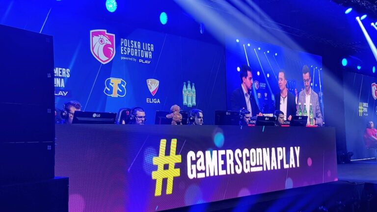 Blisko sensacji w pierwszym półfinale Polskiej Ligi Esportowej. Izako Boars po zaciętym meczu przegrywają z AGO