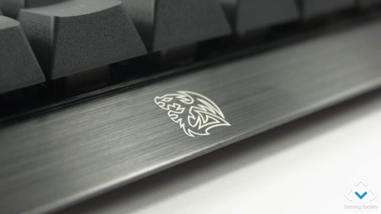 Tt Esports Challenger Edge – RGB i aluminium za rozsądną cenę