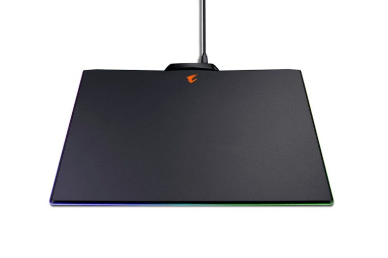 Aorus P7 RGB – dzisiaj już nawet podkładka musi mieć LED-y