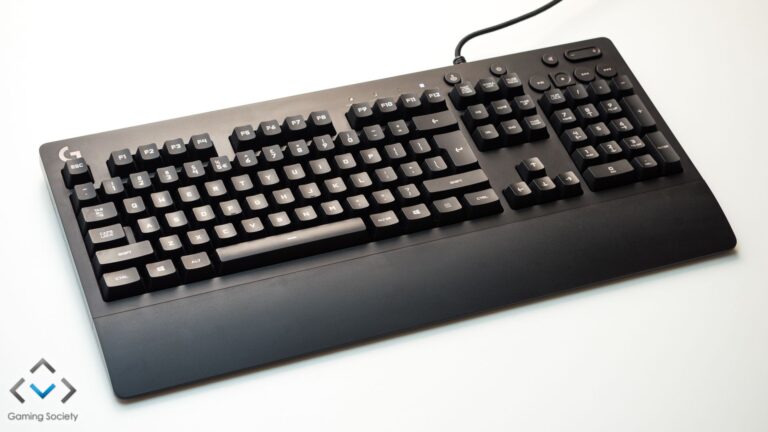 Logitech G213 – recenzja budżetowej klawiatury dla graczy