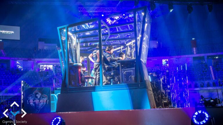 PGL Major Kraków 2017: Gambit pierwszym finalistą!