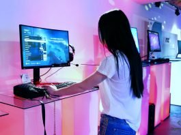 Relacja z premiery AOC. Pierwszy w Polsce 200 Hz monitor z HDR 1000 i współpraca z Porsche