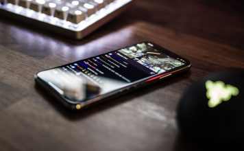 Został zbanowany na Twitchu, bo pokazał program do cheatowania w CS:GO Twitch