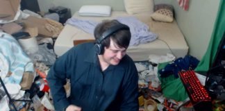 Streamer na Twitchu pokazał sypialnię, której nie sprzątał od 14 lat