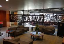 Valve pracuje podobno nad przenośnym PC w stylu Switcha Siedziba Valve w Bellevue