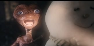 E.T. powrócił na Ziemię i znowu dzwoni do domu