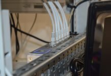 Iran blokuje dostęp do Internetu