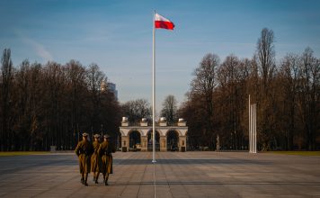 Streamer obraża Polaków i kłamie o naszym kraju. Ma 10 tys. widzów Polska