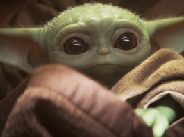 Możesz już kupić prawdziwych rozmiarów figurkę Baby Yoda Baby Yoda