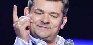 Zenek Martyniuk doczekał się własnej gry komputerowej Zenek MArtyniuk Fot: Przemek Swiderski/East News