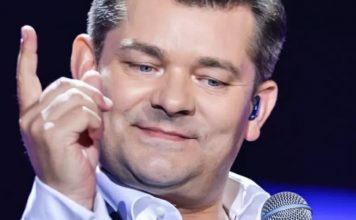 Zenek Martyniuk doczekał się własnej gry komputerowej Zenek MArtyniuk Fot: Przemek Swiderski/East News