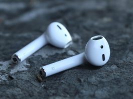 Apple już za miesiąc pokaże nową generację AirPodsów? airpods-pro-lite