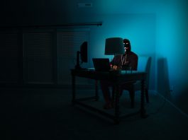 Naukowcy potrafią wykraść dane, analizując tylko jasność monitora BloodyStealer