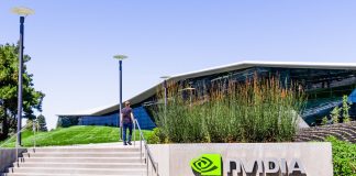 Producenci rezygnują z udziału w MWC 2020 z obawy o koronawirus