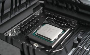 Intel opóźnia premierę procesorów w litografii 7 nm Intel Core i5-10600K