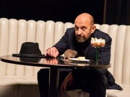 Mafia: Edycja Ostateczna, właśnie otrzymała klimatycznym zwiastun z Januszem Chabiorem