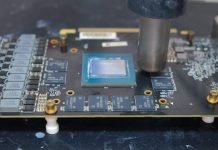 Użytkownik Youtube zmodyfikował GeForce RTX 2070 instalując na niej 16 GB GDDR6