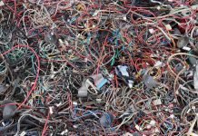 Cable managment – sztuka układania kabli i pomocne gadżety Cable managment