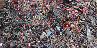 Cable managment – sztuka układania kabli i pomocne gadżety Cable managment