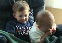 Charlie Bit My Finger wideo sprzedane jako token NFT za 760,000 dolarów