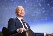 Jeff Bezos poleci w kosmos Bezos