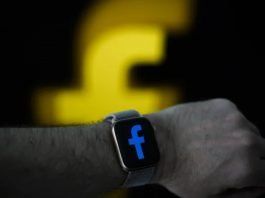 Facebook smartwatch będzie wyposażony w odczepianą kamerę facebook smartwatch
