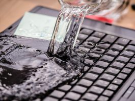 Ratunku! Zalałem laptopa!