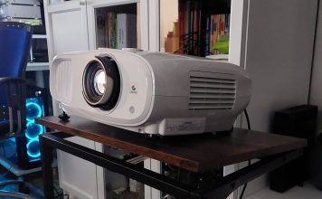 Epson EH-TW7100 – 4K na ścianie w zasięgu ręki