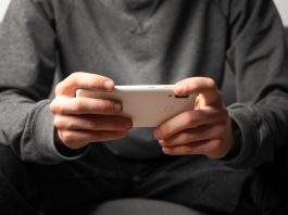 Rynek gier mobilnych wart więcej niż gier PC i konsol razem rynek mobilny