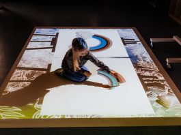 Acer i FunFloor uczą przez zabawę FunFloor
