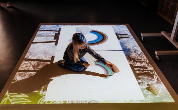 Acer i FunFloor uczą przez zabawę FunFloor