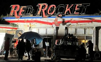 Fallout – do sieci trafiły nowe zdjęcia z serialu Amazon. Zobaczymy w nich Pip-Boya