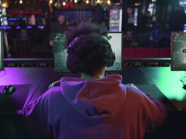 Jak Counter Strike: Global Offensive przyciąga nowych graczy za pomocą gier hazardowych?