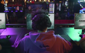 Jak Counter Strike: Global Offensive przyciąga nowych graczy za pomocą gier hazardowych?