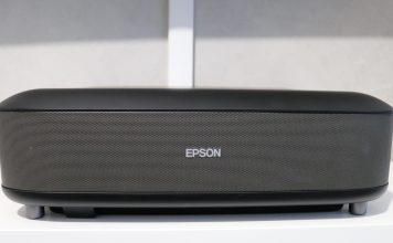 Epson EH-LS650B projektor, który zamieni twój salon w kino 4K