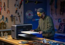 Kickstarterowa drukarka UV trafia na polski rynek