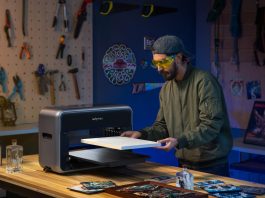 Kickstarterowa drukarka UV trafia na polski rynek