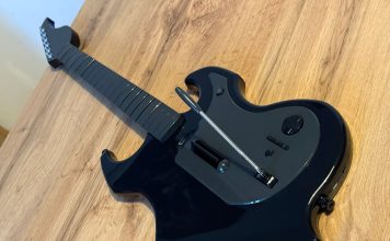 POP Riffmaster PS – powrót kanapowego Santany