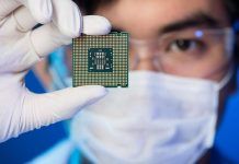 Miały zadebiutować już w 2016, ale premiera trzeci raz zostaje opóźniona – na koniec 2018 roku