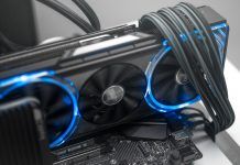 Sapphire Radeon RX Vega 64 Nitro+ Limited Edition – trzy złącza PCIe i kosmiczna cena