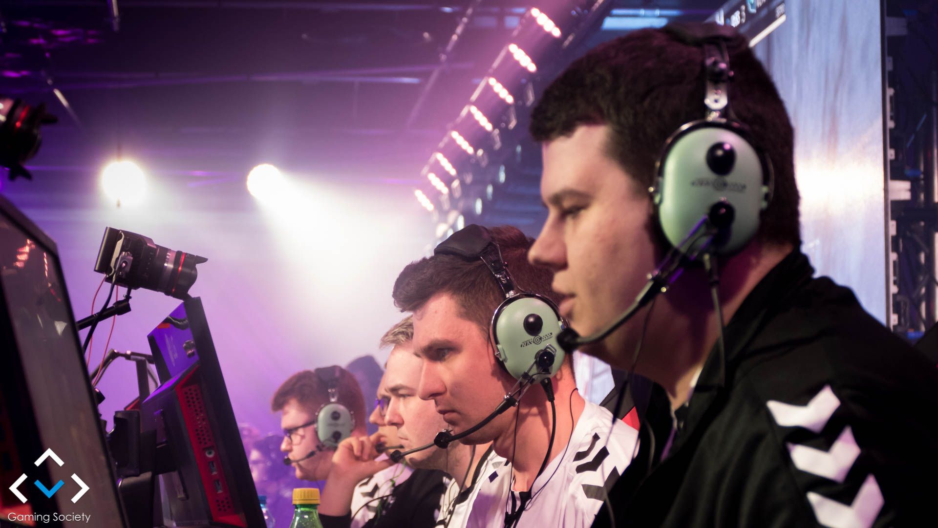 AGO najlepsi w pucharze Nations Elite Esports Gaming Society