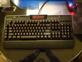 EVGA wbiła się na CES 2018 ze swoją pierwszą klawiaturą mechaniczną Z10