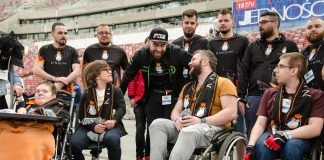 „Esport łączy a nie dzieli” – niepełnosprawni goścmi turnieju esportowego na Stadionie Narodowym