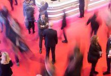 Philips czarował monitorami. Targi ISE 2017 oglądane przez komputerowe przeźrocza