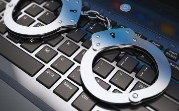 Sąd skazał handlarzy nielegalnych kluczy produktów Microsoft. Zapłacą 600 tys. złotych